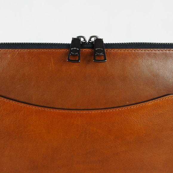 Coach Portfolio Leather Dark Saddle Clutch 65101 - Picture 4 of 8